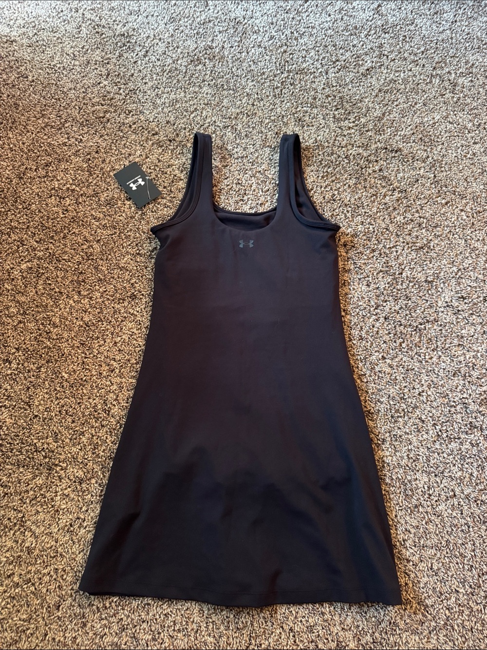 Under Armour Women's Black Sleeveless with shorts - Picture 3 of 4